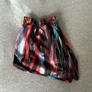 Lululemon - Hotty Hot Shorts - Size 8